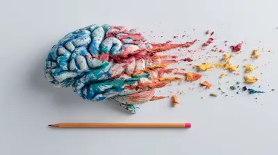 From Chaos to Clarity: How the Brain Organizes Creative Thought