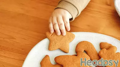 Babies Learn the Art of Deception Before Their First Birthday