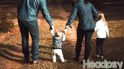 The Friendship Factor in Romantic Relationships